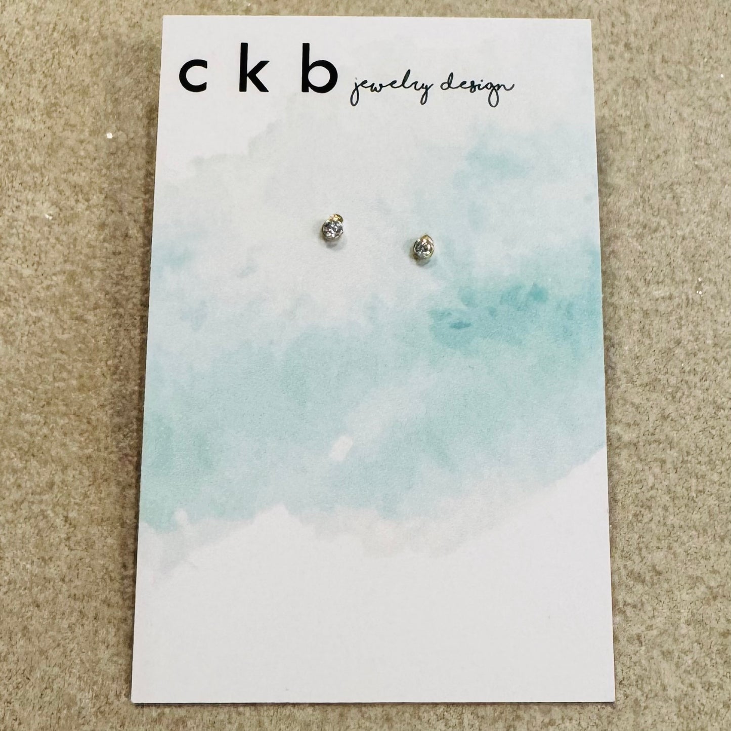 Earring stud