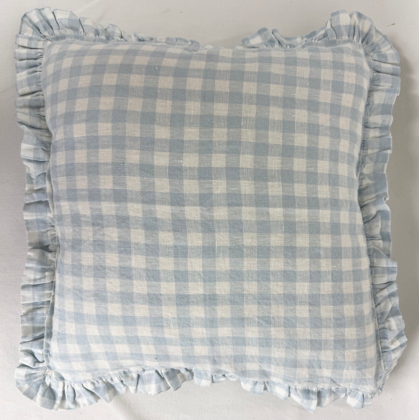Magpie 17" Square Pillow