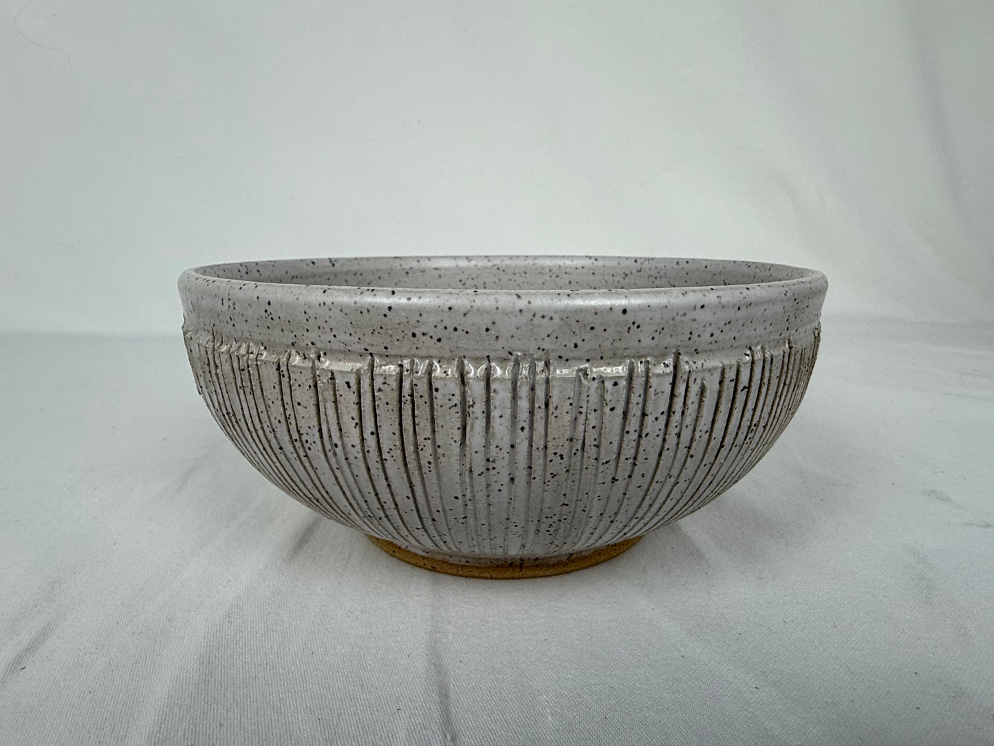 Carved Bowl - White /Speckled