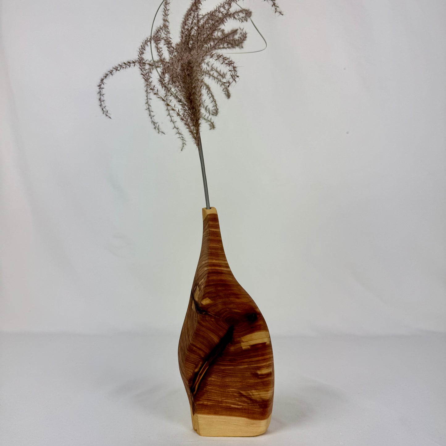 Eastern Aromatic Cedar XL Vase