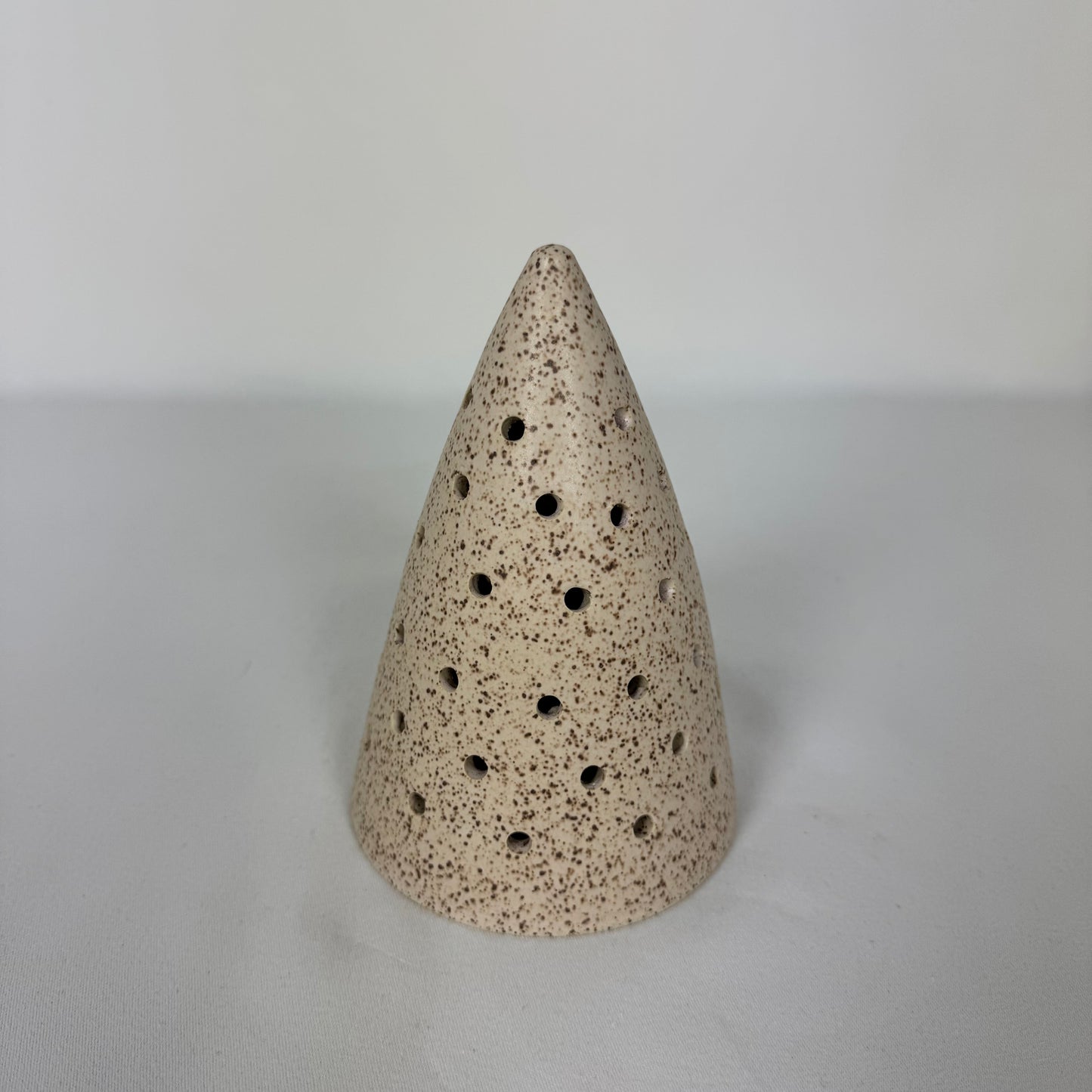 LE Ceramics White Speckled Tree