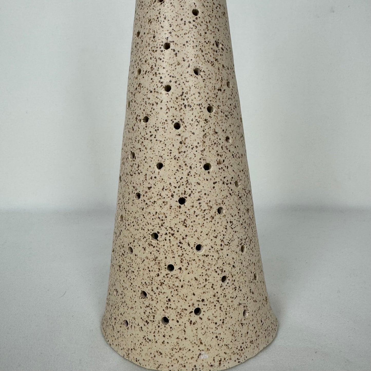 LE Ceramics White Speckled Tree